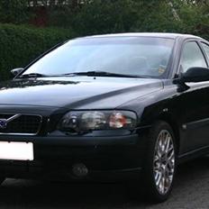 Volvo S60 2,4 140 4d