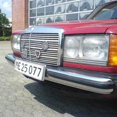 Mercedes Benz W123 240D  **1.200.000 km