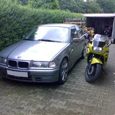 BMW 325i E36