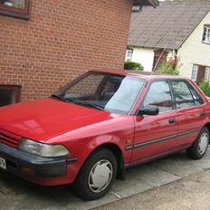 Toyota Carina 2 Total skadet