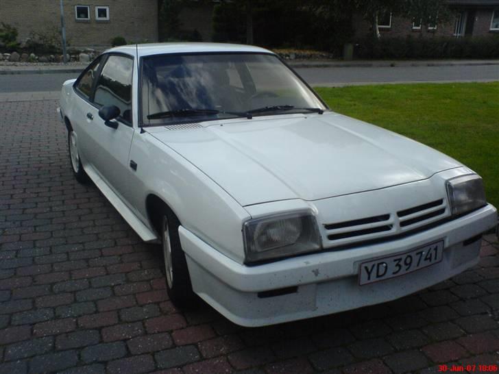 Opel Manta B Gsi SOLGT billede 1