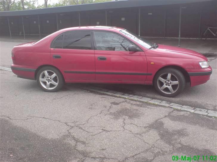 Toyota carina billede 6