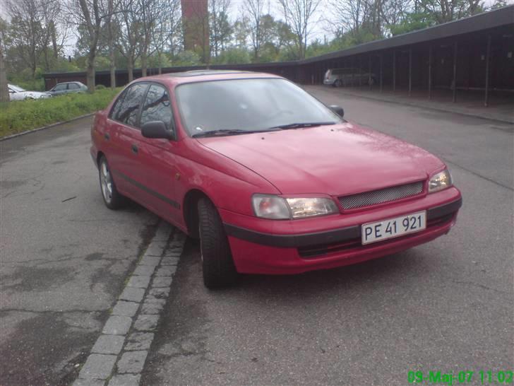 Toyota carina billede 10