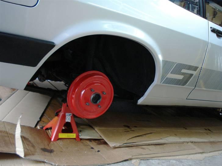 Ford Capri 2.3 S V6 - SOLGT - Autolakeret bremsetromler billede 19