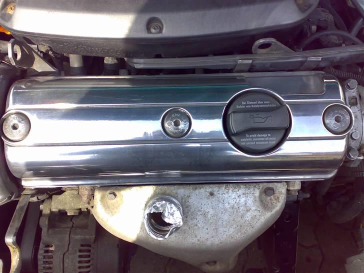 Seat Ibiza (solgt) - poleret ventil dæksel mere kommer arbejder med motorummet i øjeblikket  billede 10