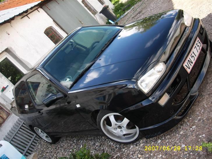 VW golf (SOLGT) billede 1