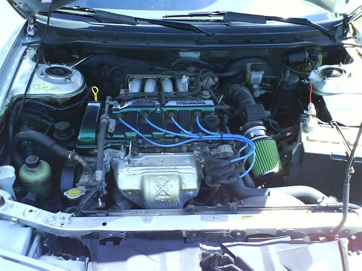 Mazda 626 1,8i GLX *SOLGT* billede 9