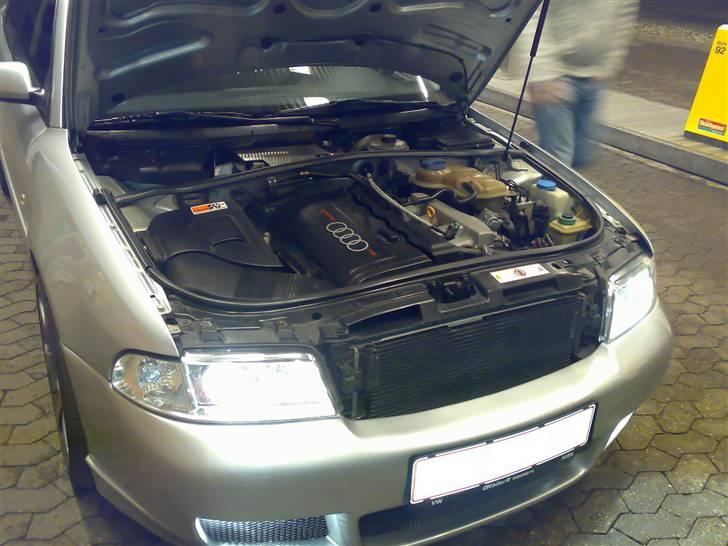 Audi A4 Turbo  SOLGT billede 7