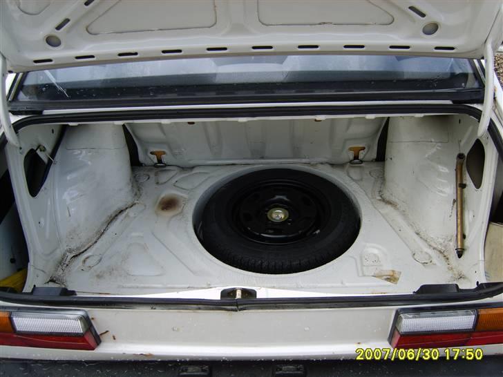 VW Polo Derby SOLGT billede 5