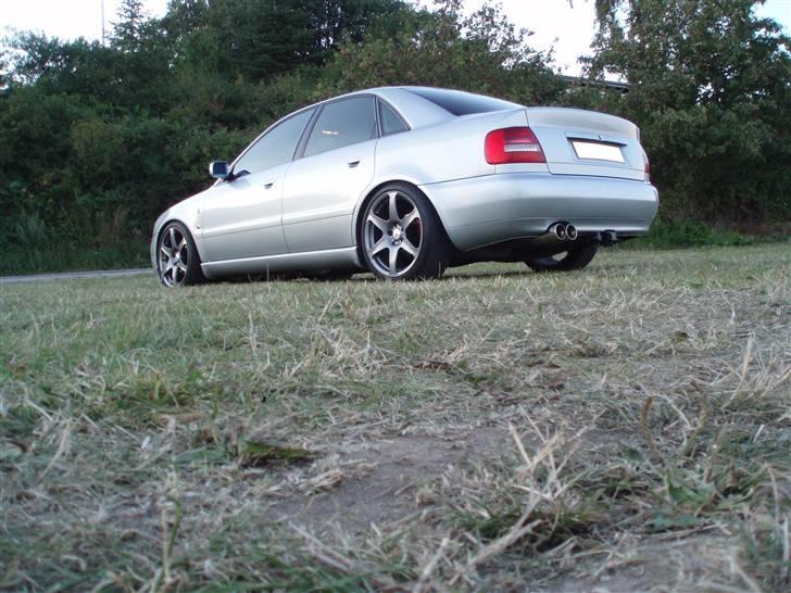Audi A4 Turbo  SOLGT billede 15