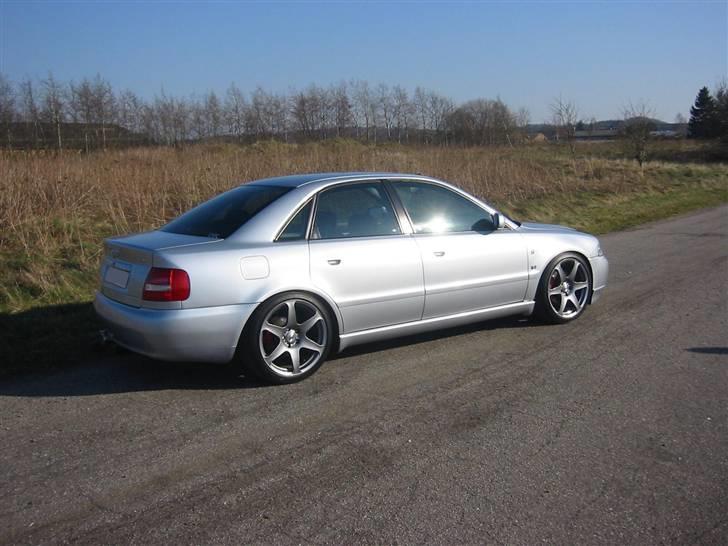 Audi A4 Turbo  SOLGT billede 16