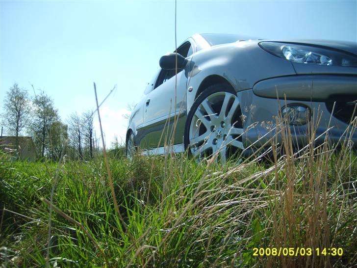 Peugeot 206 2.0 HDI-I  SOLGT billede 2
