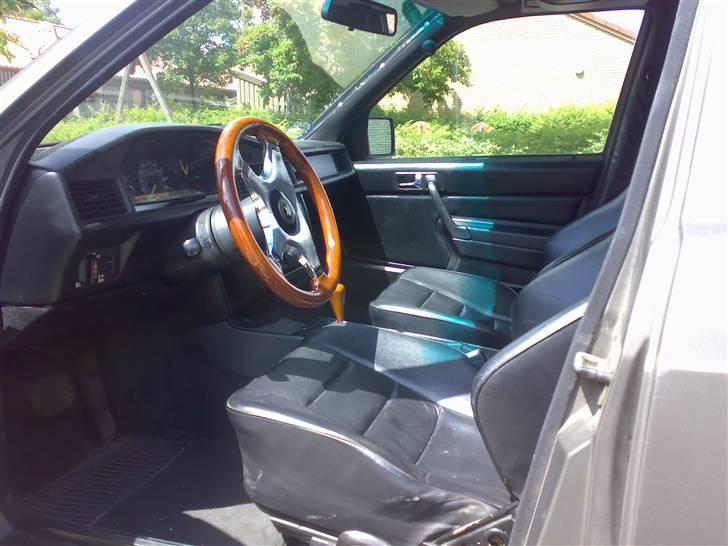 Mercedes Benz 190E *SOLGT* billede 5