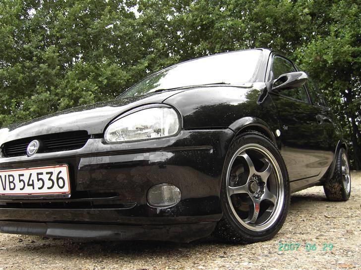 Opel corsa *SOLGT* billede 2