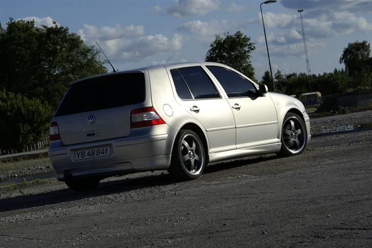 VW Golf 1,8 20v SOLGT billede 4