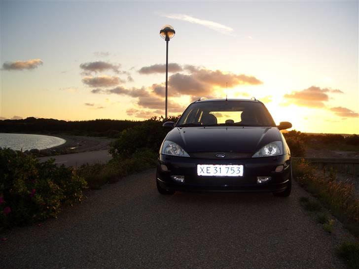 Ford Focus 1.6 Trend / SOLGT billede 4