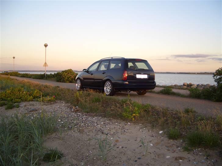 Ford Focus 1.6 Trend / SOLGT billede 6