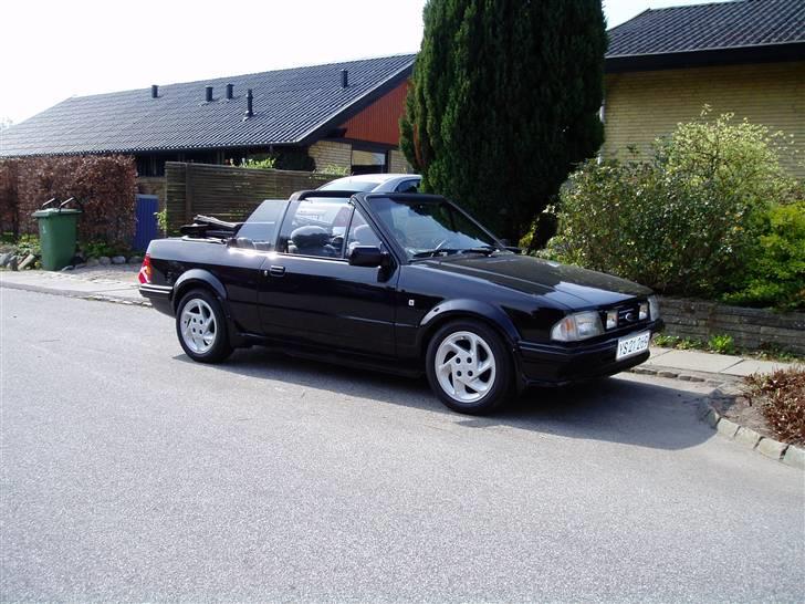 Ford Escort MK3 XR3I Cabriolet billede 2