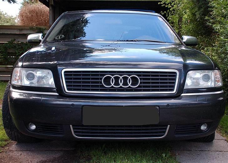 Audi A8  4,2 Quattro billede 5