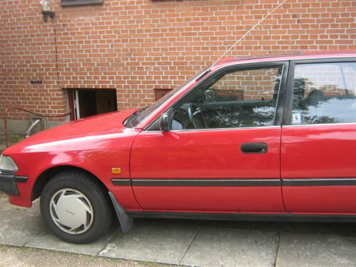 Toyota Carina 2 Total skadet billede 2