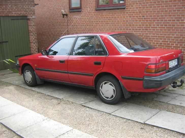 Toyota Carina 2 Total skadet billede 3