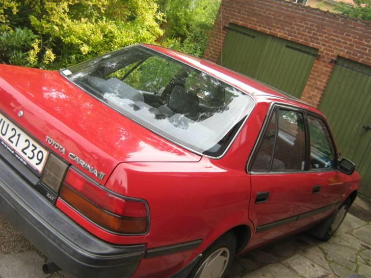 Toyota Carina 2 Total skadet billede 5