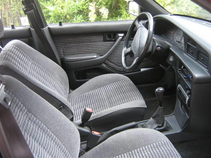 Toyota Carina 2 Total skadet billede 6