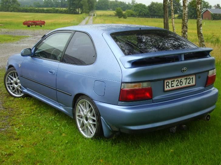 Toyota Corolla 1,6 GSI - Tonede bag og sideroder billede 6