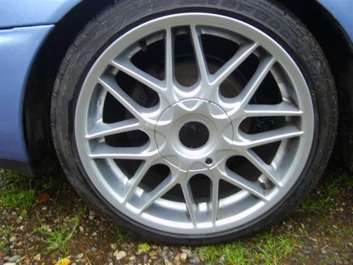 Toyota Corolla 1,6 GSI - 17" Fra LARGO, med lavprofil fra BF GOODRICH billede 13