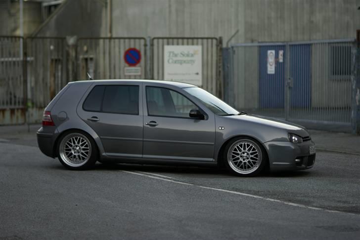VW Golf 4 billede 2