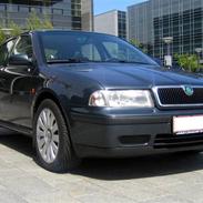 Skoda Octavia 1,6 GLX