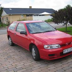 Nissan Almera (SOLGT)