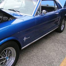 Ford mustang (bilen er solgt)