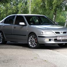 Nissan Primera si 
