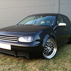 VW Golf IV - [SOLGT]