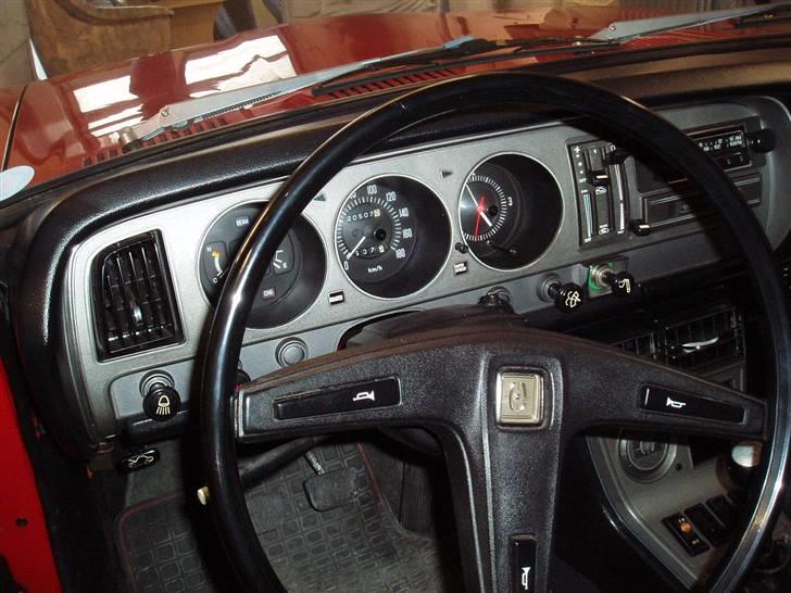 Toyota Corona mak II - instumentpanelet i min toyota billede 3