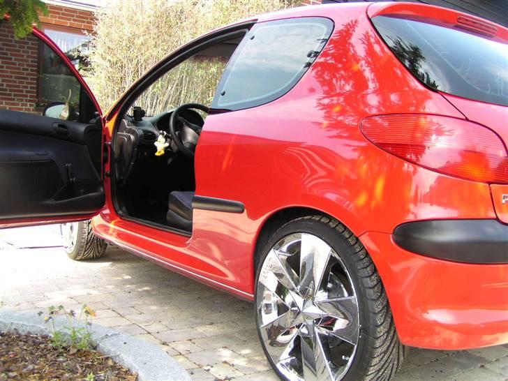 Peugeot 206 XR 2000 billede 1