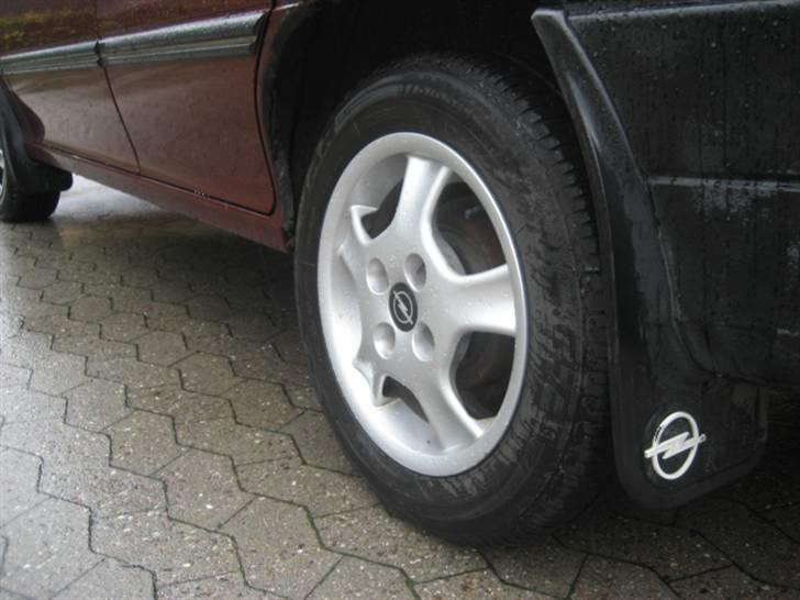 Opel Astra Club Solgt billede 8