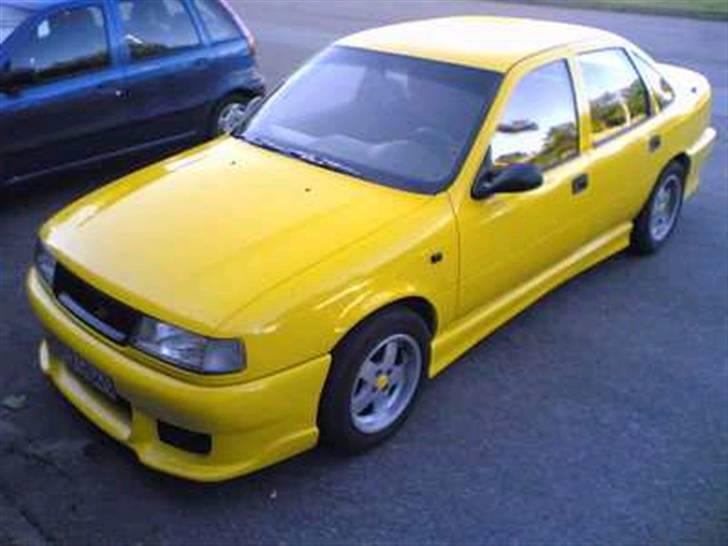 Peugeot 106 GTI 16V solgt - den gamle opel vectra billede 5