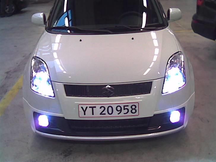 Suzuki swift perlemor hvid! billede 6