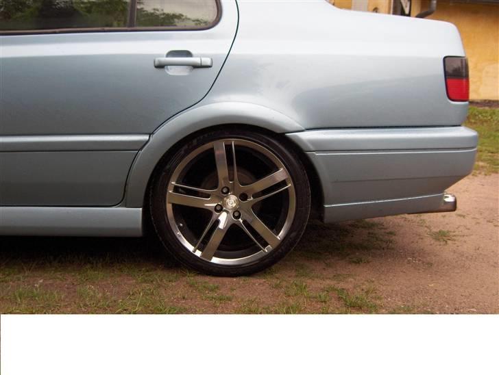 VW Vento TDI (solgt) billede 3