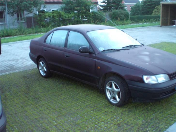 Toyota Carina E (solgt) billede 1