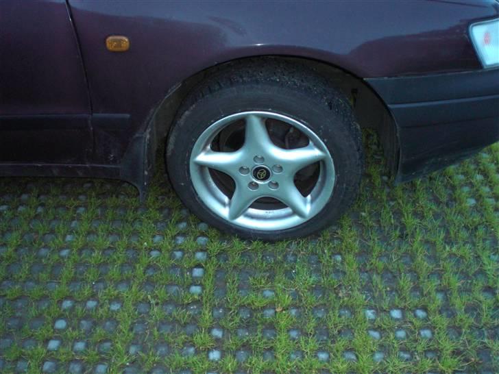 Toyota Carina E (solgt) billede 2