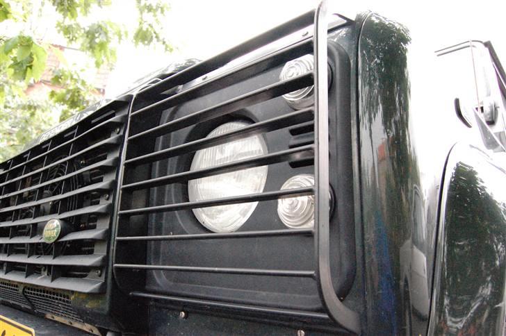 Land Rover Defender --- SOLGT --- billede 3