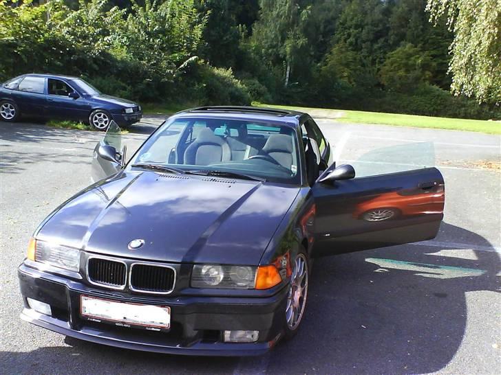 Peugeot 206 1,6 xs 'solgt' - En af mine venners m3´er billede 5