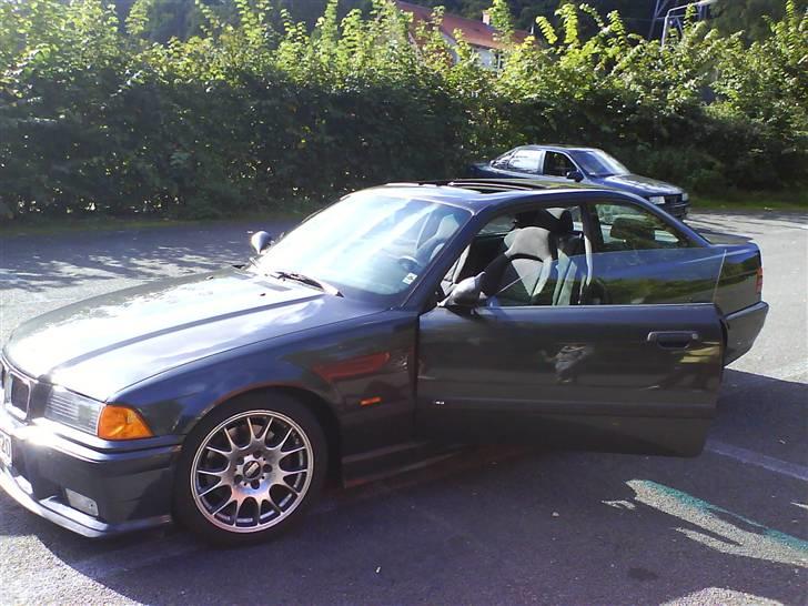 Peugeot 206 1,6 xs 'solgt' - En af mine venners m3´er billede 6