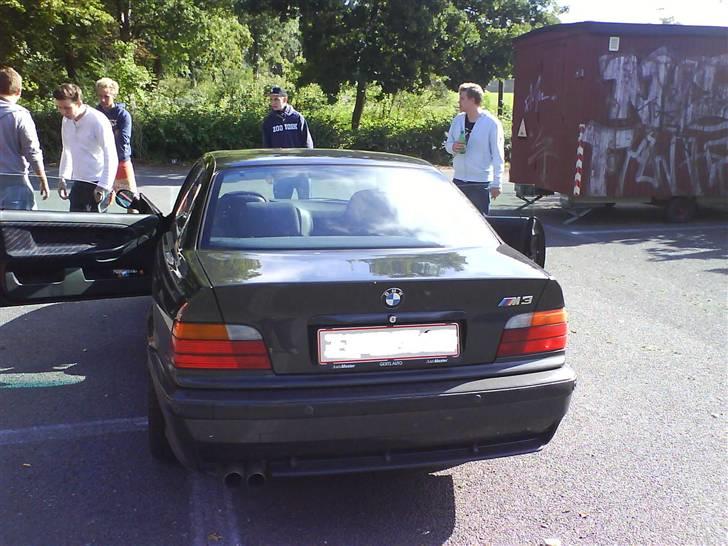 Peugeot 206 1,6 xs 'solgt' - En af mine venners m3´er billede 7