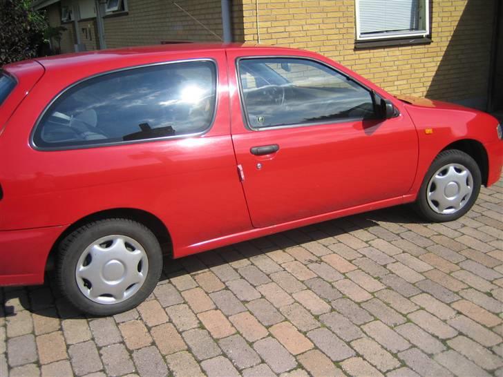 Nissan Almera (SOLGT) billede 5
