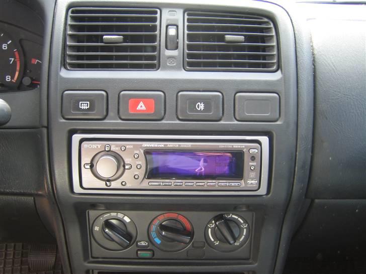 Nissan Almera (SOLGT) billede 8