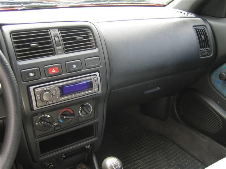 Nissan Almera (SOLGT) billede 9